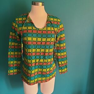 vintage 1970s knit top, medium, geometric print, long sleeve t shirt tee shirt w
